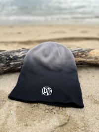 送料無料 3枚限定入荷 DOGTOWN COFFEE / ロゴ ニットキャップ