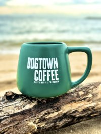 送料無料 1個限定入荷 DOGTOWN COFFEE / 16 oz Potbelly マグカップ グリーン