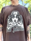 画像4: LONG BEACH DUB ALLSTARS / Tattoo Girl Artwork by Opie Ortiz Tシャツ チョコレート (4)