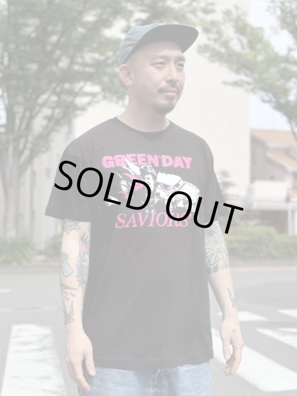 画像1: 送料無料 カリフォルニア買付アイテム Lサイズラスト1枚で終了 GREEN DAY / Saviors Tシャツ (1)