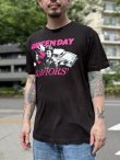 画像3: 送料無料 カリフォルニア買付アイテム Lサイズラスト1枚で終了 GREEN DAY / Saviors Tシャツ (3)