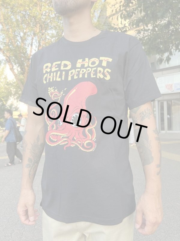 画像1: XLラスト1枚で終了 Red Hot Chili Peppers / Octopus Tシャツ (1)